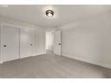 916 35TH St - Photo 30