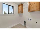916 35TH St - Photo 35