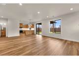916 35TH St - Photo 8