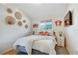 137 Pacific St - Photo 18