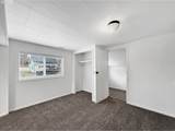 2475 9TH St - Photo 36