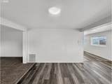 2475 9TH St - Photo 5