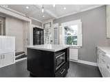 909 Center St - Photo 12
