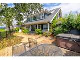 909 Center St - Photo 40