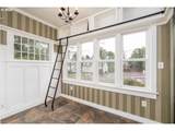 909 Center St - Photo 8