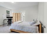415 6TH St - Photo 16