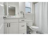 415 6TH St - Photo 19