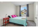 415 6TH St - Photo 21