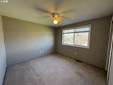 323 Glenn St - Photo 14