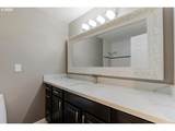 2706 Spruce St - Photo 13