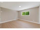 2706 Spruce St - Photo 8