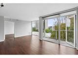 533 Holladay St - Photo 11