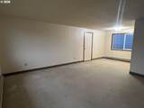 9818 Clackamas Rd - Photo 3