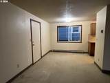9818 Clackamas Rd - Photo 4