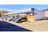 8166 Hall Blvd - Photo 10