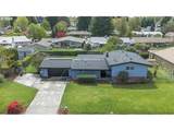 948 Queens Ln - Photo 4