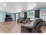948 Queens Ln - Photo 6