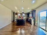 277 Mt Rainier St - Photo 14