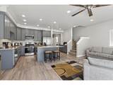 565 Baker St - Photo 18