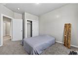 565 Baker St - Photo 24