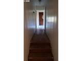 95665 Jerrys Flat Rd - Photo 18