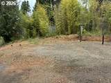 680 Tiara St - Photo 10
