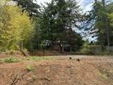 680 Tiara St - Photo 4