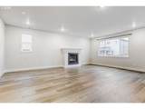 7876 Eleanor Ave - Photo 6