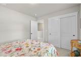 12076 Harold St - Photo 36