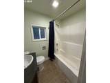 934 Nehalem St - Photo 29