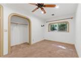 25741 Highview Ct - Photo 20