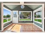 31145 Hillcrest St - Photo 3