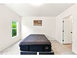 1177 Emma Dr - Photo 19