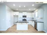 11557 Majestic Falls Ave - Photo 10