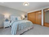 1029 View Crest Dr - Photo 18