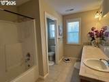 13812 Sierra Dr - Photo 10