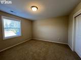 13812 Sierra Dr - Photo 11