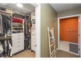 922 11TH Ave - Photo 19