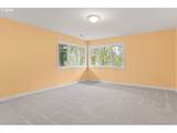 9820 Skyview Dr - Photo 18