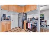 715 9TH St - Photo 18