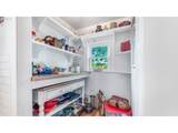 715 9TH St - Photo 19