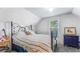 715 9TH St - Photo 24