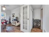 715 9TH St - Photo 9