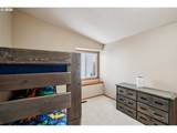 8915 28TH Pl - Photo 24