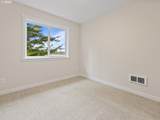 1453 Marine Ave - Photo 32