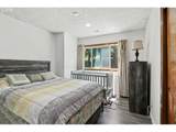 9838 Clatsop St - Photo 37