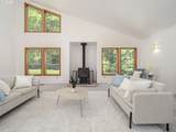 27701 Strawberry Hill Dr - Photo 24