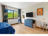 910 Naito Pkwy - Photo 17