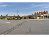 1390 Astor Way - Photo 41