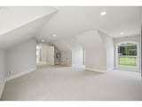 23044 Ulsky Rd - Photo 32